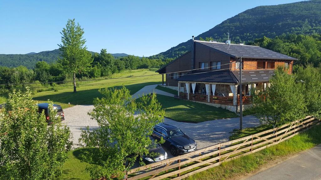 B&B Plitvice Lakes Villa Irene Селище Дрезницко Екстериор снимка